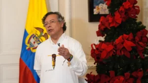 Gustavo Petro Colômbia presidente / Colômbia Venezuela VALORANT WhatsApp